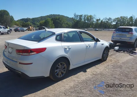 2019 Kia Optima Lx z USA, uszkodzony, nr VIN 5XXGT4L3XKG332581